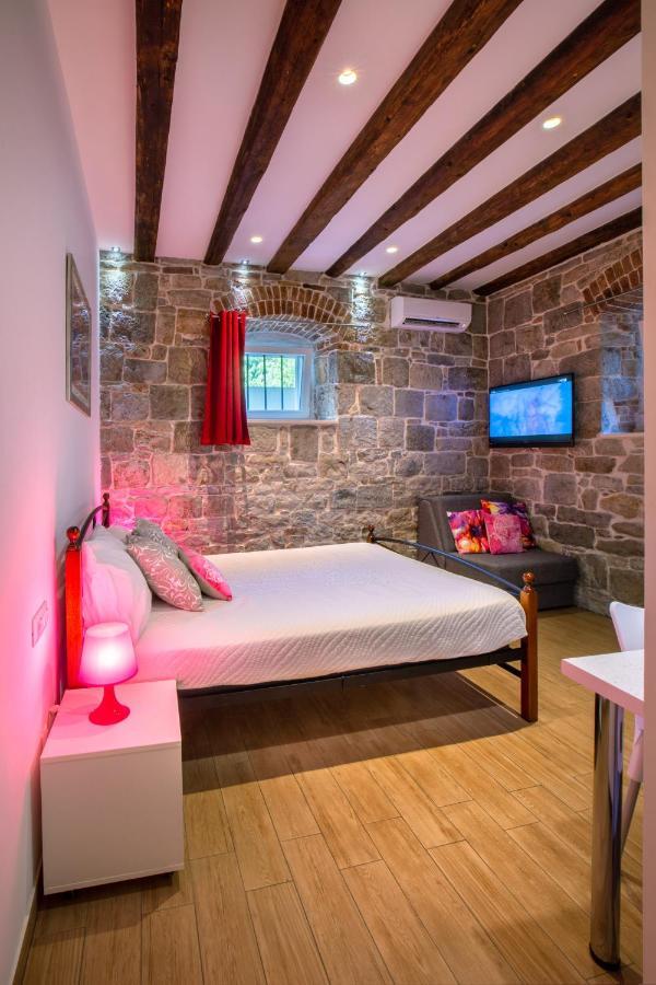 Summer Stone Pleasure Split Exterior foto